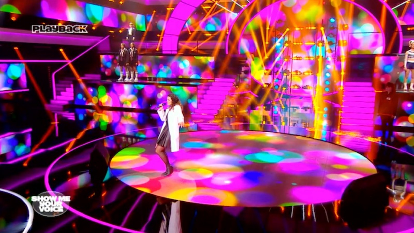 Engager une chanteuse avec musiciens pour organisation d’événements pour particuliers Toulon 83 dans le Var