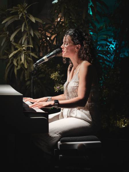 chanteuse pianiste pour hotel aix en provence