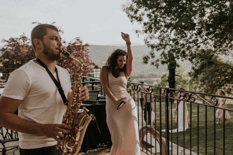 chanteuse pour animer un cocktail de mariage à marseille 13