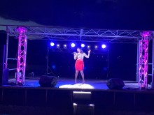 Notre zone d'activité pour ce service Trouver un groupe de musique avec chanteuse professionnelle pour animation originale pour une soirée d'entreprise